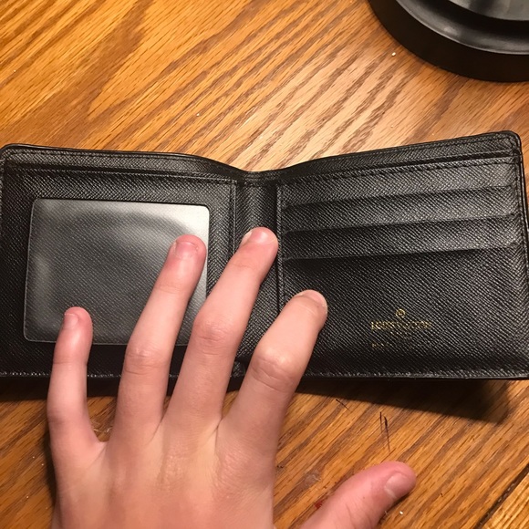 Louis Vuitton Paris wallet - Picture 3 of 4